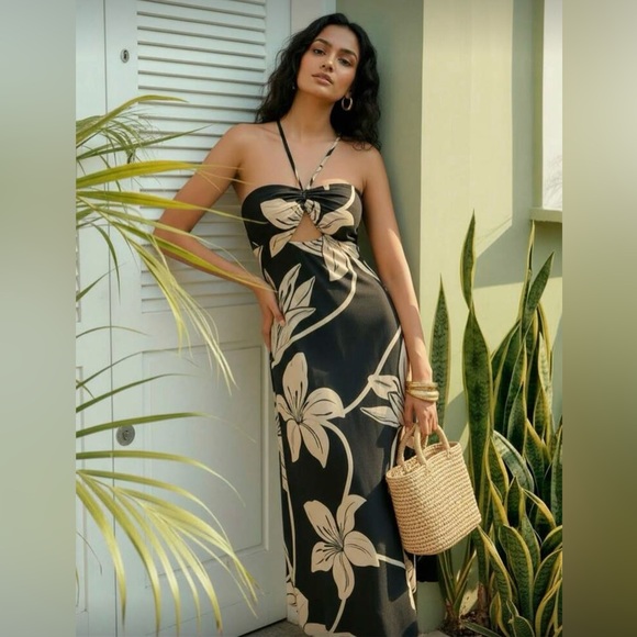 SHEIN Dresses & Skirts - Boho Tropical Flowy Dress